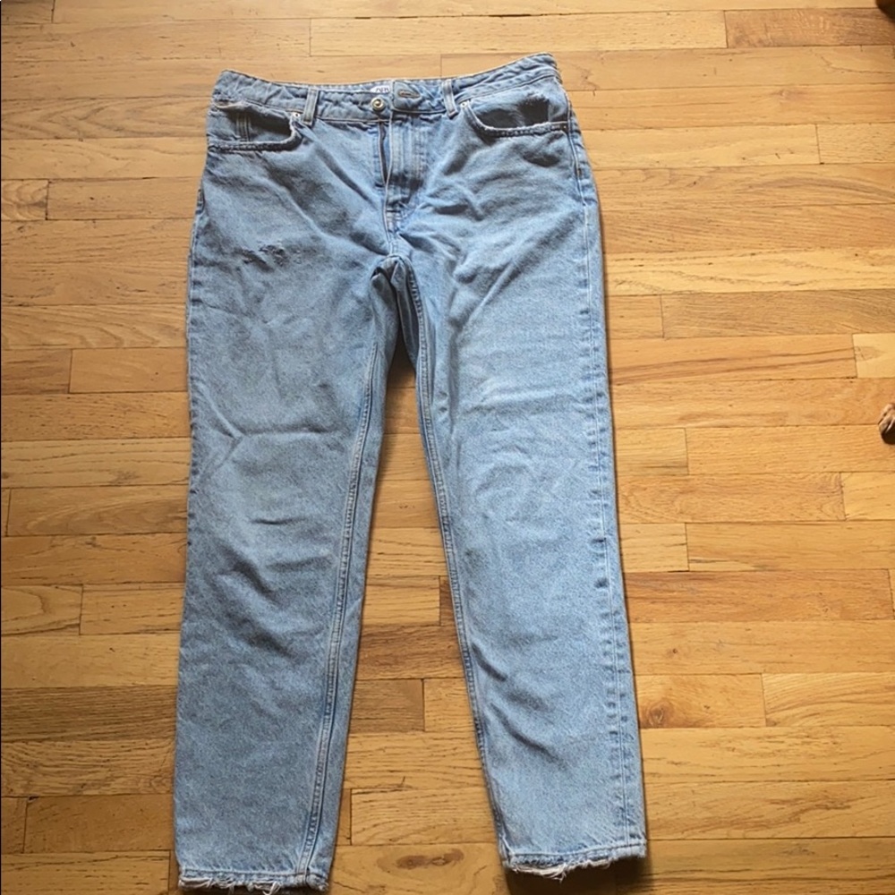 Zara High Rise Jean - Picture 2 of 8